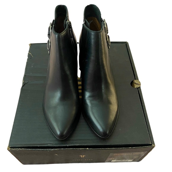 Frye Jennifer Belted Shootie Ankle Boot, Black Size 6M NWB! - Picture 2 of 11